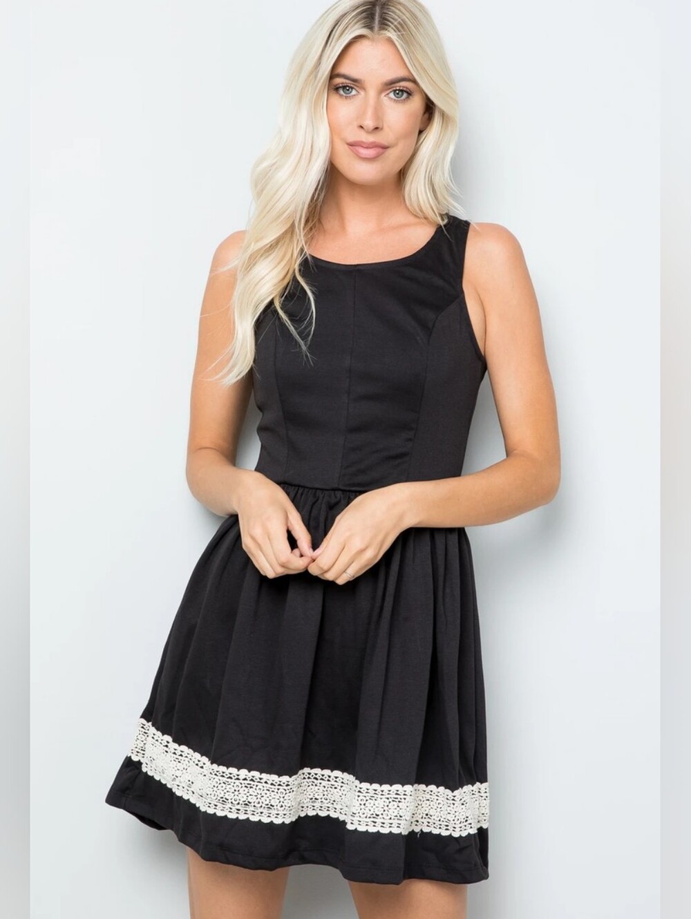 Finn + Clover Black Fit & Flare Dress Lace Hem Sleeveless Stretch Midi M